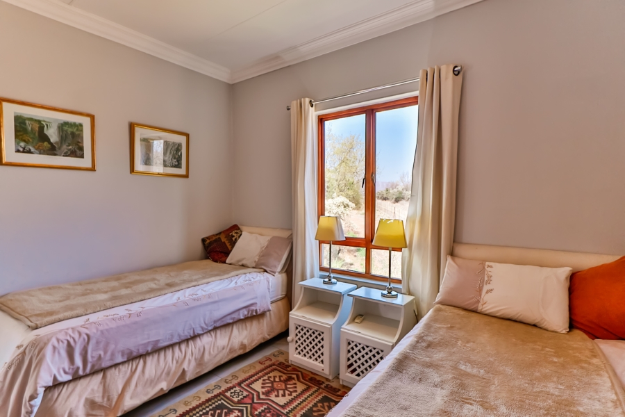4 Bedroom Property for Sale in The Coves North West